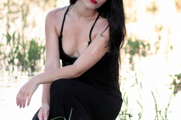 武汉街头茶香排队盛景,一壶茶,一份悠然时光 武汉街头茶香排队盛景,一壶茶,一份悠然时光